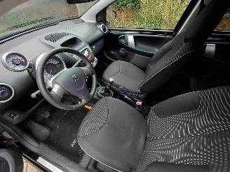Peugeot 107 1.0 Envy 5drs airco picture 6