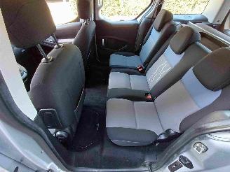 Peugeot Partner Tepee 1.6 VTi Access picture 9