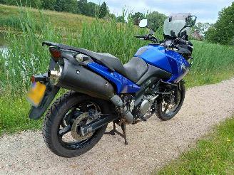 Suzuki V-Strom 650  picture 2