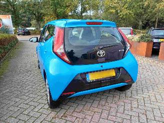 Toyota Aygo 1.0 VVT-i x-play picture 18