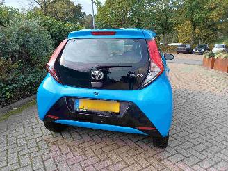 Toyota Aygo 1.0 VVT-i x-play picture 17