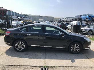 Coche accidentado Citroën C5 1.6i NAVI CLIMA 2011/11