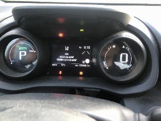 Toyota Yaris 1.5 Hybrid Dynamic picture 7