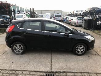 Unfallwagen Ford Fiesta 16tdci 70kW E5 Titanium 2013/3