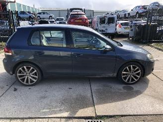 Schadeauto Volkswagen Golf 14tsi 90kW E5 DSG 5drs 2010/9