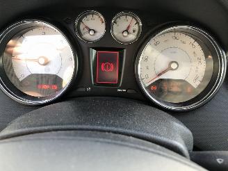 Peugeot 308 16hdi 68kW E5 5drs picture 7