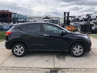 uszkodzony samochody osobowe Honda Hr-v 1.5i 96kW E6 Automaat 2018/3