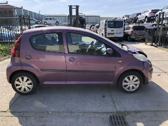 Coche accidentado Peugeot 107 1.0i Active Airco 5 drs 2014/1
