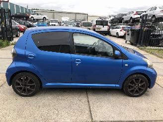  Toyota Aygo Comfort Navigator AIRCO LM VELGEN 2011/5
