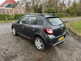Dacia Sandero Automaat !! Weinig km !! picture 3