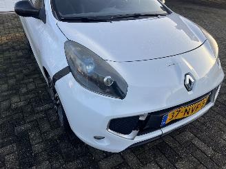 Renault Wind 1.6 16v Mooie auto weinig km !! picture 26