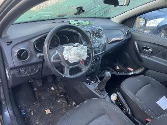 Dacia Logan  picture 9