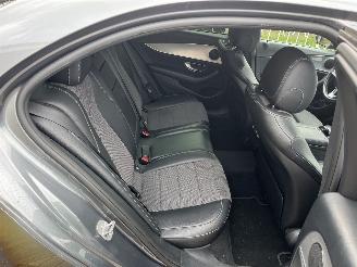 Mercedes E-klasse Lichte brandschade !! picture 18