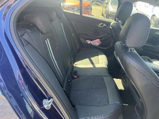 BMW 1-serie 118i automaat picture 18