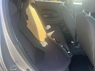 Mitsubishi Space-gear Automaat !! Zeer weinig km !! picture 19