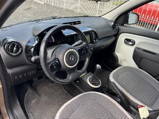 Renault Twingo Luxe uitvoering !! picture 15