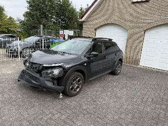 damaged passenger cars Citroën C4 cactus Weinig km !! 2017/1