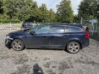 Volvo V-60 2.0 t5 automaat !! picture 2