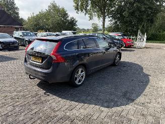 Volvo V-60 2.0 t5 automaat !! picture 5