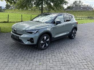Unfallwagen Volvo XC40 R-Design 82 kWh Recharge Extend Range / Panorama / Automaat 2023/10
