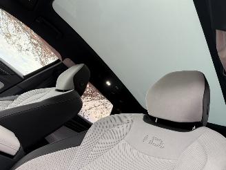 Volkswagen ID.7 Tourer 1st Edition 77 kWh / Panorama picture 12