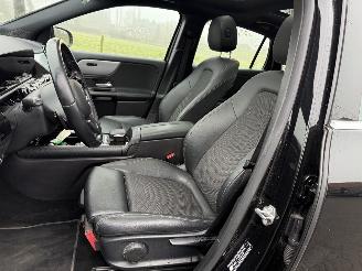 Mercedes GLA Panorama / Automaat picture 10