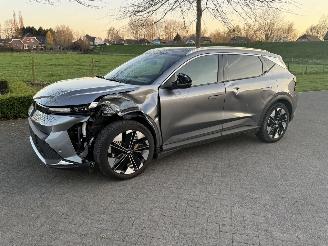 damaged passenger cars Renault Scenic E-Tech Techno 87 kWh Long Range 2024/8