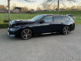 Vaurioauto  passenger cars BMW i5 Touring EDRIVE40 / M-Pakket / Pano / Leer 2025/3