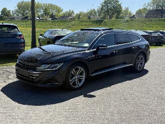 Unfallwagen Volkswagen Arteon Shooting brake 2.0 TDI R-Line / Panorama / Leer / Automaat 2021/2