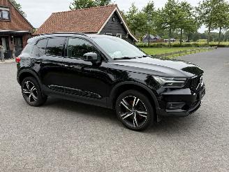 Volvo XC40 1.5 T4 RECHARGE GEARTRONIC R-DESIGN picture 4