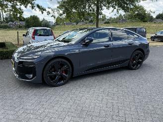 Vaurioauto  passenger cars Audi A6 Sportback e-tron S-edition 83 kWh 2025/8