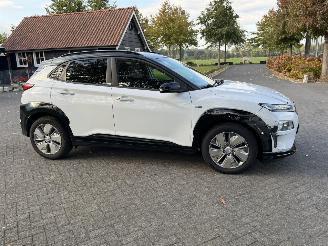 Hyundai Kona EV Premium Sky 64 kWh picture 4