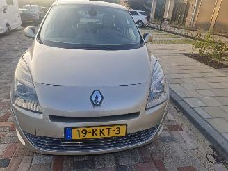  Renault Grand-scenic 2.0 PRIVILEGE AUTOMAAT 2010/1
