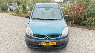 krockskadad bil auto Renault Kangoo 1.6 16V 2003/9