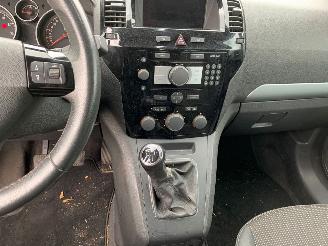 Opel Zafira 1.8 COSMO 7 PERS picture 15