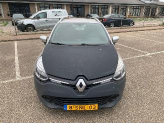 Damaged car Renault Clio 1.5 DCI ECO EXPRESSION 2013/11