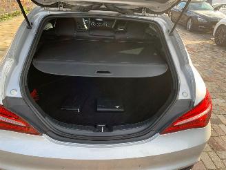 Mercedes Cla-klasse 200 cdi amg line picture 13