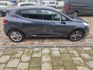 Renault Clio 0.9 TCE LIMITED picture 8