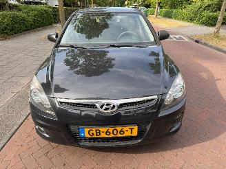Vrakbiler auto Hyundai I-30 1.4i dynamic 2009/8