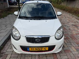 Schadeauto Kia Picanto 1.1 R-SPORT 2010/10