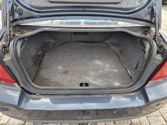 Volvo S-60 2.5 T KINETIC picture 12