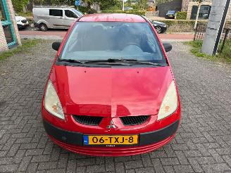 krockskadad bil auto Mitsubishi Colt  2008/2