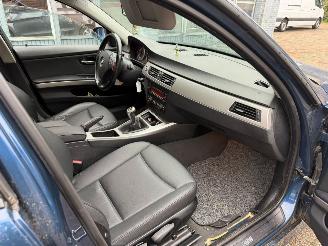 BMW 3-serie 318 I HIGH EXECUTIVE picture 15
