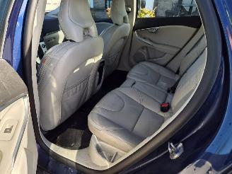 Volvo V-40 2.0 D2 OCEAN RACE picture 12