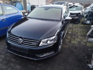 Vrakbiler auto Volkswagen Passat Passat Alltrack (365), Combi, 2012 / 2014 2.0 TDI 16V 170 4Motion 2012