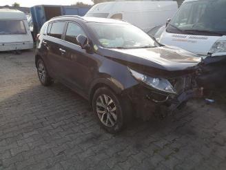 Vrakbiler auto Kia Sportage Sportage (SL), Terreinwagen, 2010 / 2016 1.7 CRDi 16V 4x2 2014/10