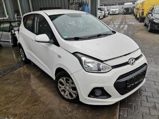 Auto da rottamare Hyundai I-10 i10 (B5), Hatchback, 2013 / 2019 1.0 Bi-Fuel 2014/6