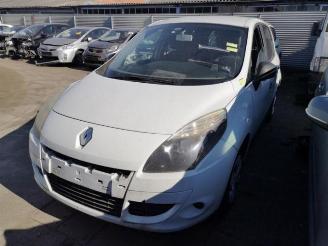 Renault Scenic Scenic III (JZ), MPV, 2009 / 2016 1.5 dCi 110 picture 2