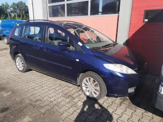 Vrakbiler auto Mazda 5 5 (CR19), MPV, 2004 / 2010 2.0 CiDT 16V Normal Power 2007/9