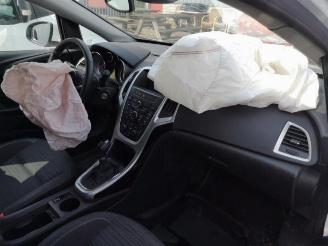 Opel Astra Astra J Sports Tourer (PD8/PE8/PF8), Combi, 2010 / 2015 1.6 CDTI 16V picture 8